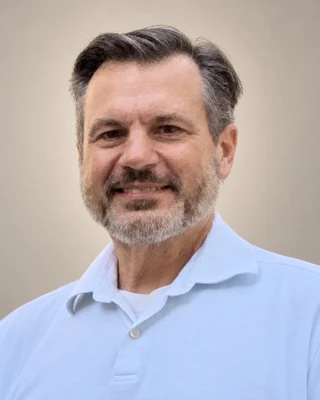 Portrait of Dr. David W. Hearnsberger.